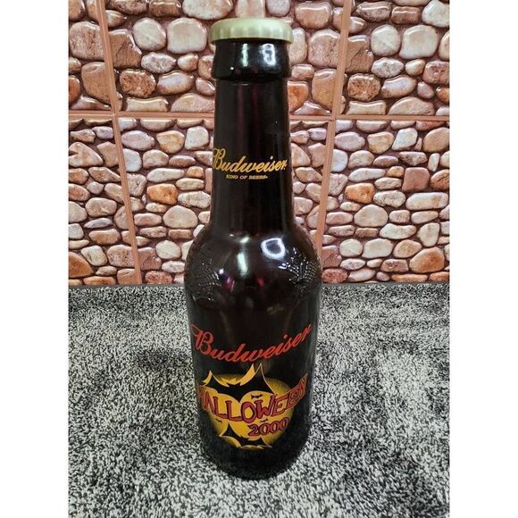 Budweiser King Of Beers Halloween 2000 Glass Large Beer Bottle - Picture 1 of 6